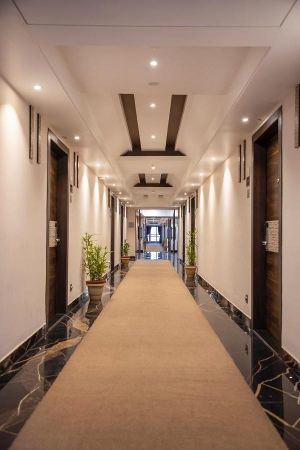 Hotel Rajmahal Guwahati Exterior foto